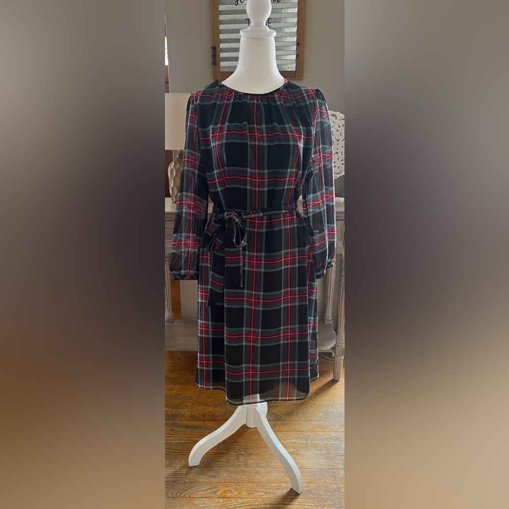 Draper James Black Plaid Tie-Waist Sheath Dress with Red & Green Accents